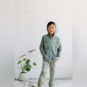 EUC Little Moon Society Green Sloan Sweatpants